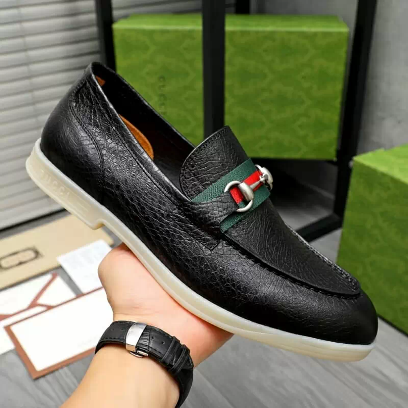 gucci oxfords chaussures pour homme s_12373472